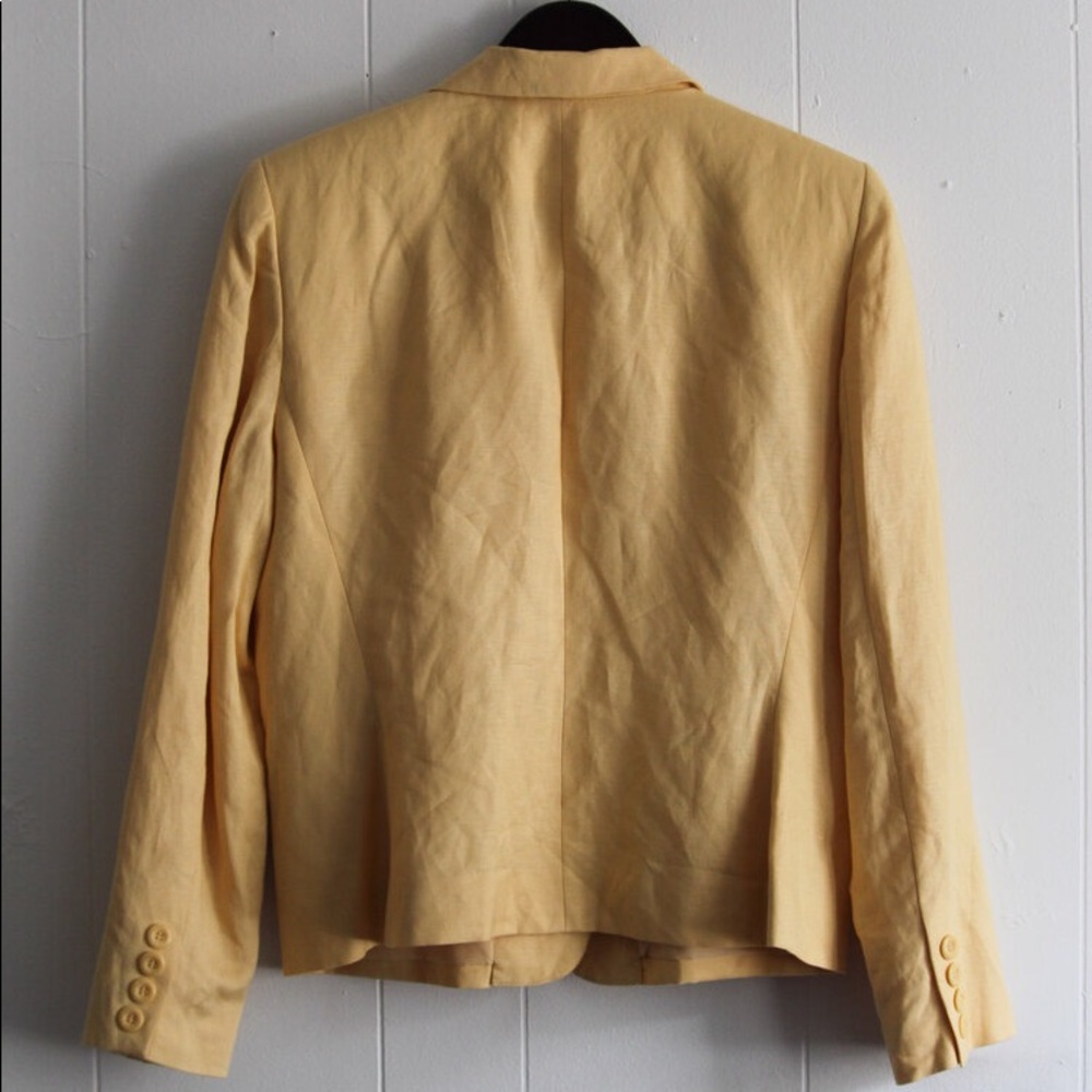 Soft Yellow Jacket - Picture 4 of 6